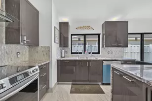 912 NW 132nd Ave, Sunrise, FL 33325 - Photo 21