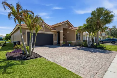 2165 SW Newport Isles Boulevard, Port Saint Lucie, FL 34953 - Photo 3
