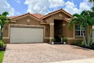 2165 SW Newport Isles Blvd, Port Saint Lucie, FL 34953 - Photo 1