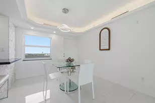 333 NE 21st Ave, Deerfield Beach, FL 33441 - Photo 5