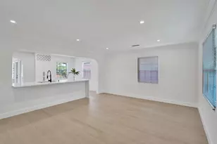 716 S Pine St, Lake Worth Beach, FL 33460 - Photo 9