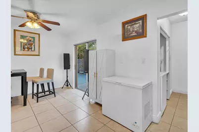 700 SW 5th Court, Hallandale Beach, FL 33009 - Photo 17