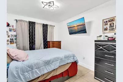 700 SW 5th Court, Hallandale Beach, FL 33009 - Photo 35