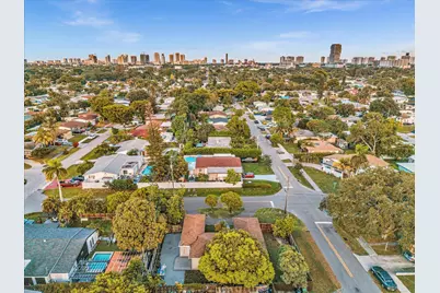 700 SW 5th Court, Hallandale Beach, FL 33009 - Photo 43
