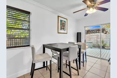 700 SW 5th Court, Hallandale Beach, FL 33009 - Photo 13