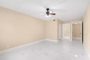 9855 Westview Dr, Coral Springs, FL 33076 - Photo 29