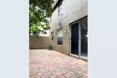 5487 Queenship Court, Greenacres, FL 33463 - Photo 13