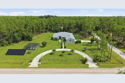 11525 157th Place N, Jupiter, FL 33478 - Photo 1