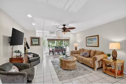 300 Cape Cod Circle, Lake Worth, FL 33467 - Photo 13