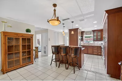 300 Cape Cod Circle, Lake Worth, FL 33467 - Photo 11