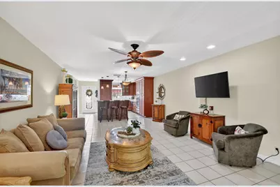 300 Cape Cod Circle, Lake Worth, FL 33467 - Photo 15
