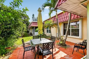 300 Cape Cod Cir, Lake Worth, FL 33467 - Photo 29