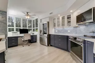 515 Bay Colony Dr N, Juno Beach, FL 33408 - Photo 9