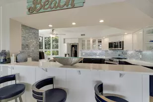 515 Bay Colony Dr N, Juno Beach, FL 33408 - Photo 11