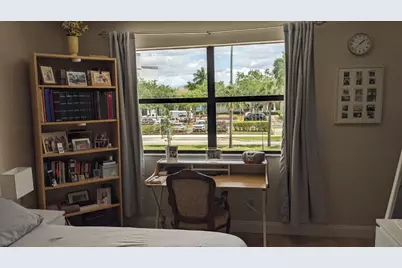 353 NW 103rd Terrace, Pembroke Pines, FL 33026 - Photo 11