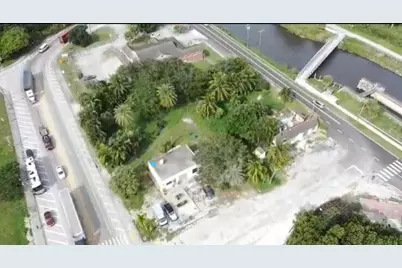 37121 E Main Street, Canal Point, FL 33438 - Photo 1