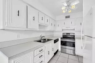 13721 Flora Pl, Delray Beach, FL 33484 - Photo 27