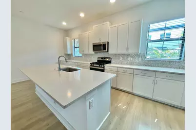 12666 Machiavelli Way, Palm Beach Gardens, FL 33418 - Photo 3