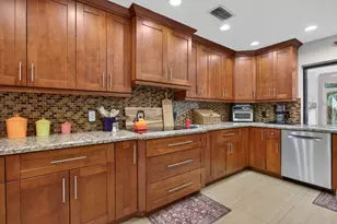 11244 NW 10th Manor, Coral Springs, FL 33071 - Photo 19