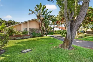 11244 NW 10th Manor, Coral Springs, FL 33071 - Photo 5
