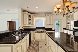 449 Isle of Palms Dr, Fort Lauderdale, FL 33301 - Photo 13