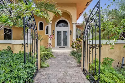 449 Isle Of Palms Drive, Fort Lauderdale, FL 33301 - Photo 3