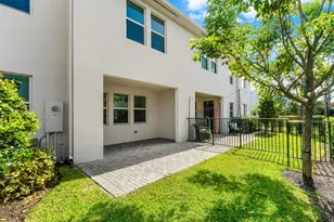 16474 Helix Ct, The Acreage, FL 33470 - Photo 33