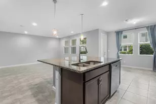 16474 Helix Ct, The Acreage, FL 33470 - Photo 13