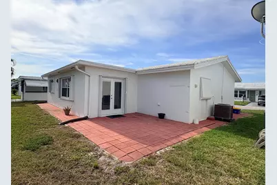 1009 SW 3rd Way, Boynton Beach, FL 33426 - Photo 15