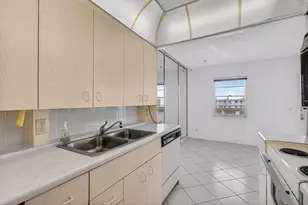 4059 Guildford D, Boca Raton, FL 33434 - Photo 19