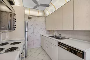 4059 Guildford D, Boca Raton, FL 33434 - Photo 19