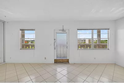 4059 Guildford D, Boca Raton, FL 33434 - Photo 9
