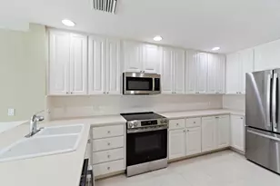 4526 Illicium Dr, Palm Beach Gardens, FL 33418 - Photo 11