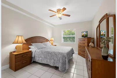 741 Bayshore Drive #16n, Fort Lauderdale, FL 33304 - Photo 11