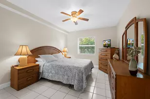 741 Bayshore Dr, Fort Lauderdale, FL 33304 - Photo 11