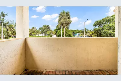 512 S Ocean Boulevard, Pompano Beach, FL 33062 - Photo 21
