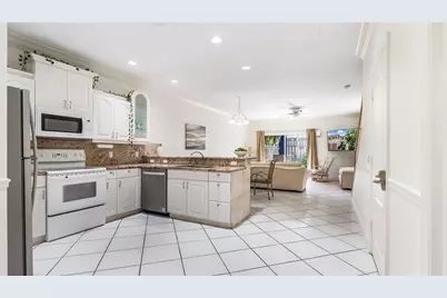 512 S Ocean Boulevard, Pompano Beach, FL 33062 - Photo 3