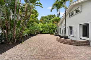 606 Paulina Rd, Jupiter, FL 33477 - Photo 45