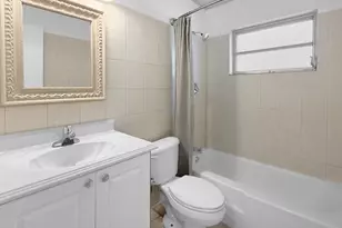 2607 NE 8th Ave, Wilton Manors, FL 33334 - Photo 9