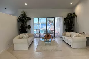1501 NW 180th Way, Pembroke Pines, FL 33029 - Photo 5