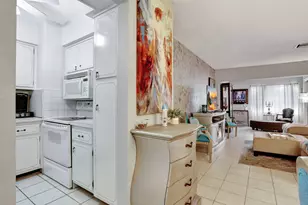 2131 NE 42nd Ct, Lighthouse Point, FL 33064 - Photo 5