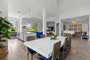 357 Vizcaya Dr, Palm Beach Gardens, FL 33418 - Photo 9