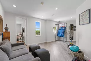 357 Vizcaya Dr, Palm Beach Gardens, FL 33418 - Photo 29