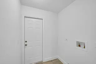 2582 SW McDonald St, Port Saint Lucie, FL 34953 - Photo 13
