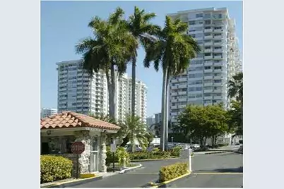 18031 Biscayne Boulevard #1004, Aventura, FL 33160 - Photo 9