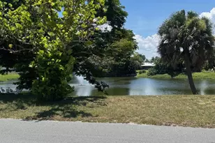 709 SE Alamanda Way, Stuart, FL 34996 - Photo 3