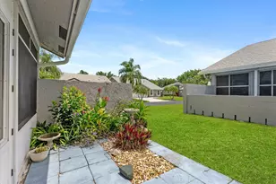 3897 Dafilee Cir, West Palm Beach, FL 33417 - Photo 35