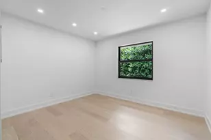 2413 NW 26th St, Boca Raton, FL 33431 - Photo 49