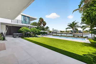 1529 Middle River Drive, Fort Lauderdale, FL 33304 - Photo 3