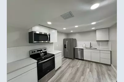4679 SE Ebbtide Avenue #O, Stuart, FL 34997 - Photo 3